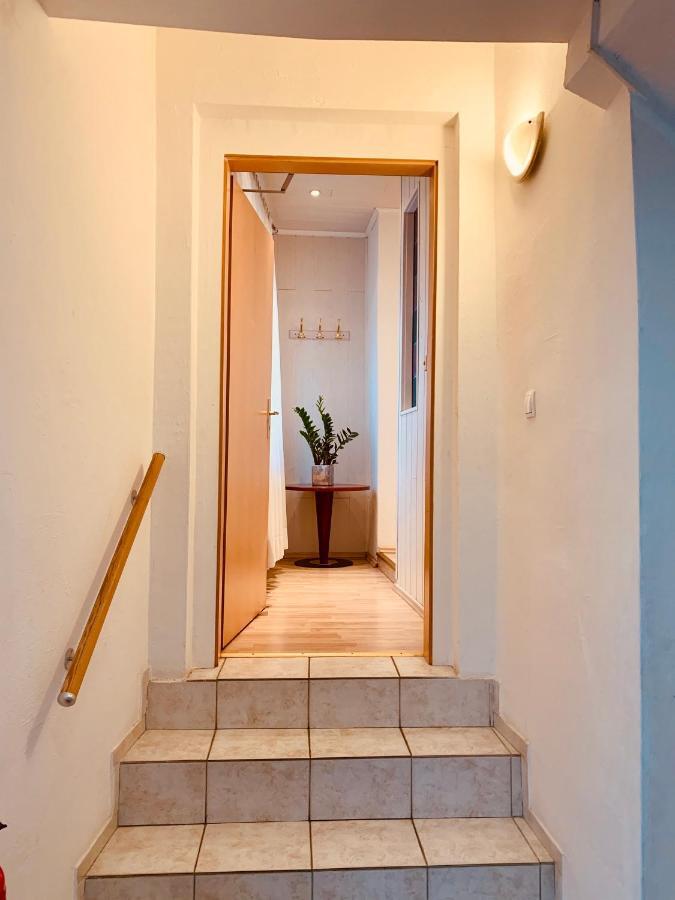 Hotel Gasthaus Zur Eule Кельн Екстер'єр фото