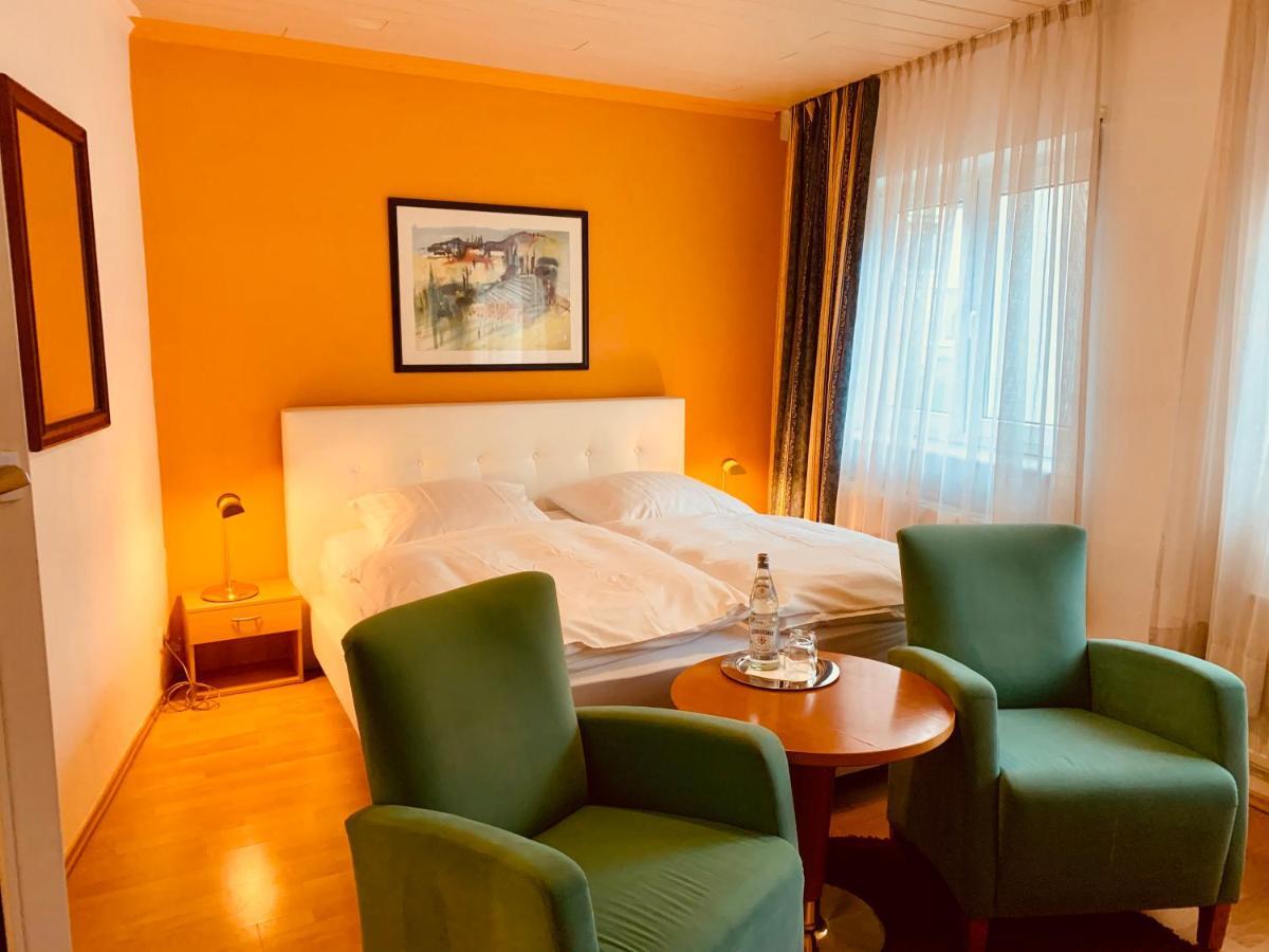 Hotel Gasthaus Zur Eule Кельн Екстер'єр фото