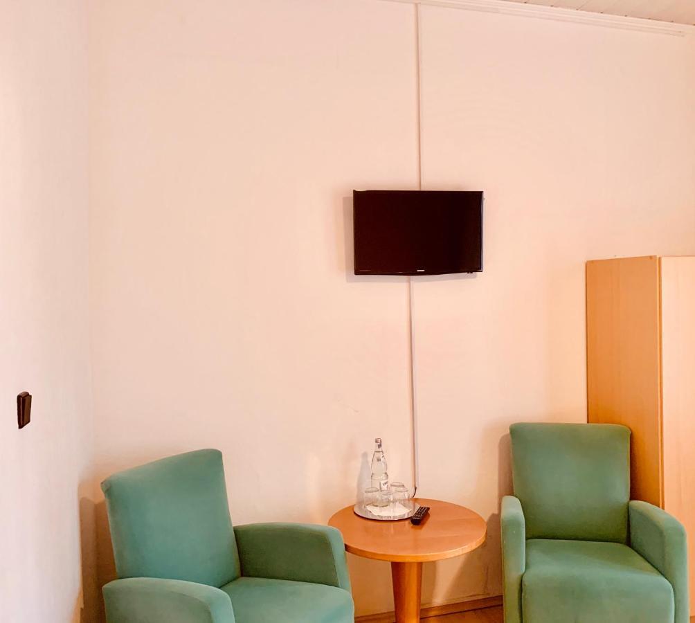 Hotel Gasthaus Zur Eule Кельн Екстер'єр фото