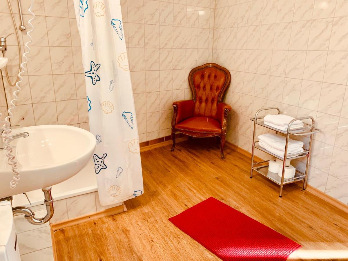 Hotel Gasthaus Zur Eule Кельн Екстер'єр фото