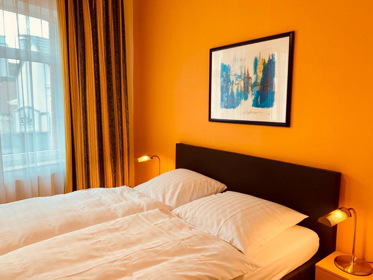 Hotel Gasthaus Zur Eule Кельн Екстер'єр фото